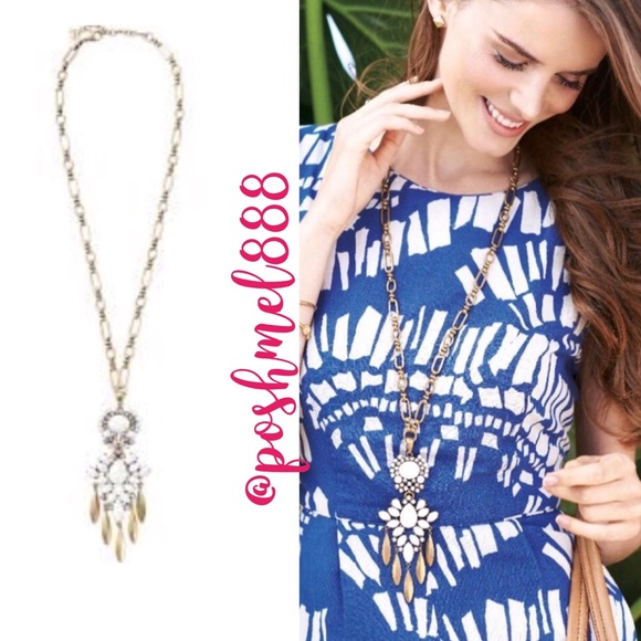 :: S&D Mallorca Statement Necklace - Picture 1 of 10